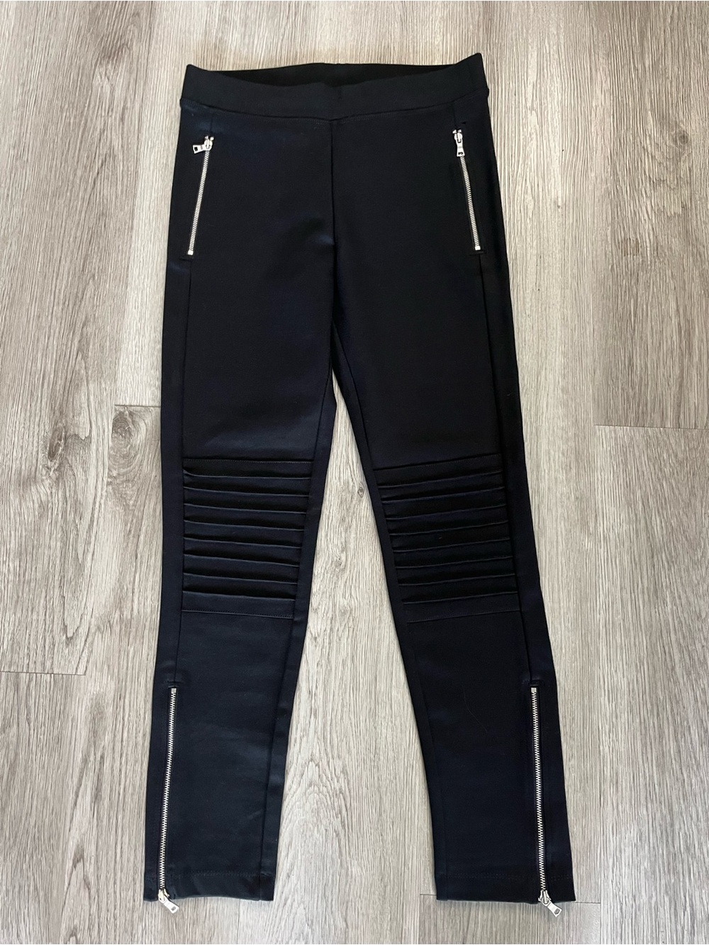 426–GAP Black Moto-Style Leggings with Zip Details